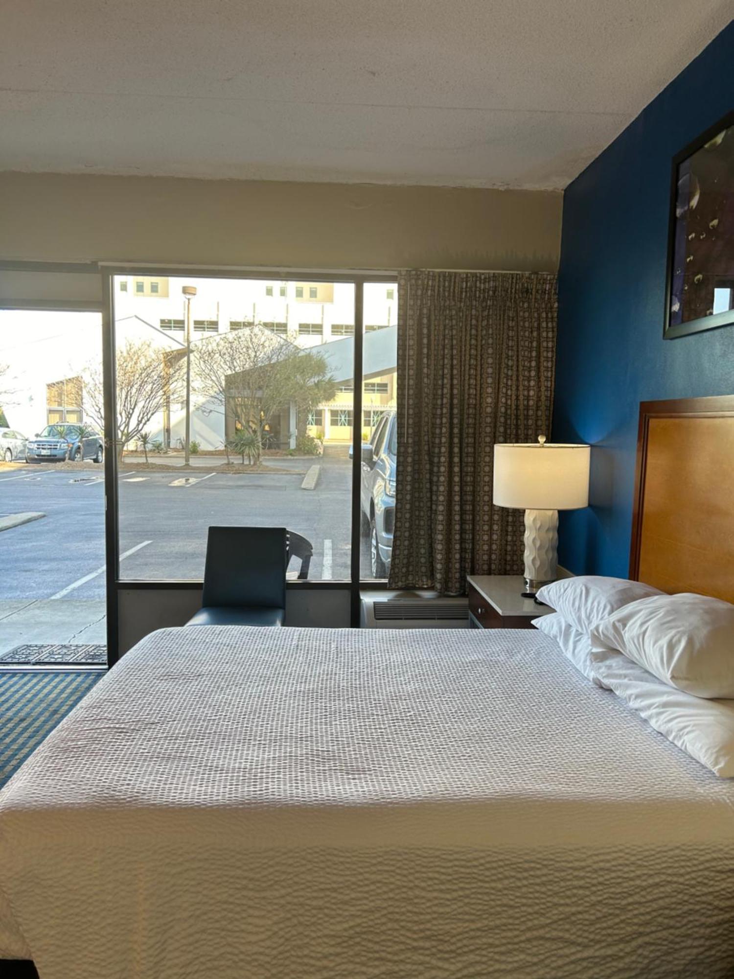 Days Inn By Wyndham Virginia Beach At The Beach Zewnętrze zdjęcie