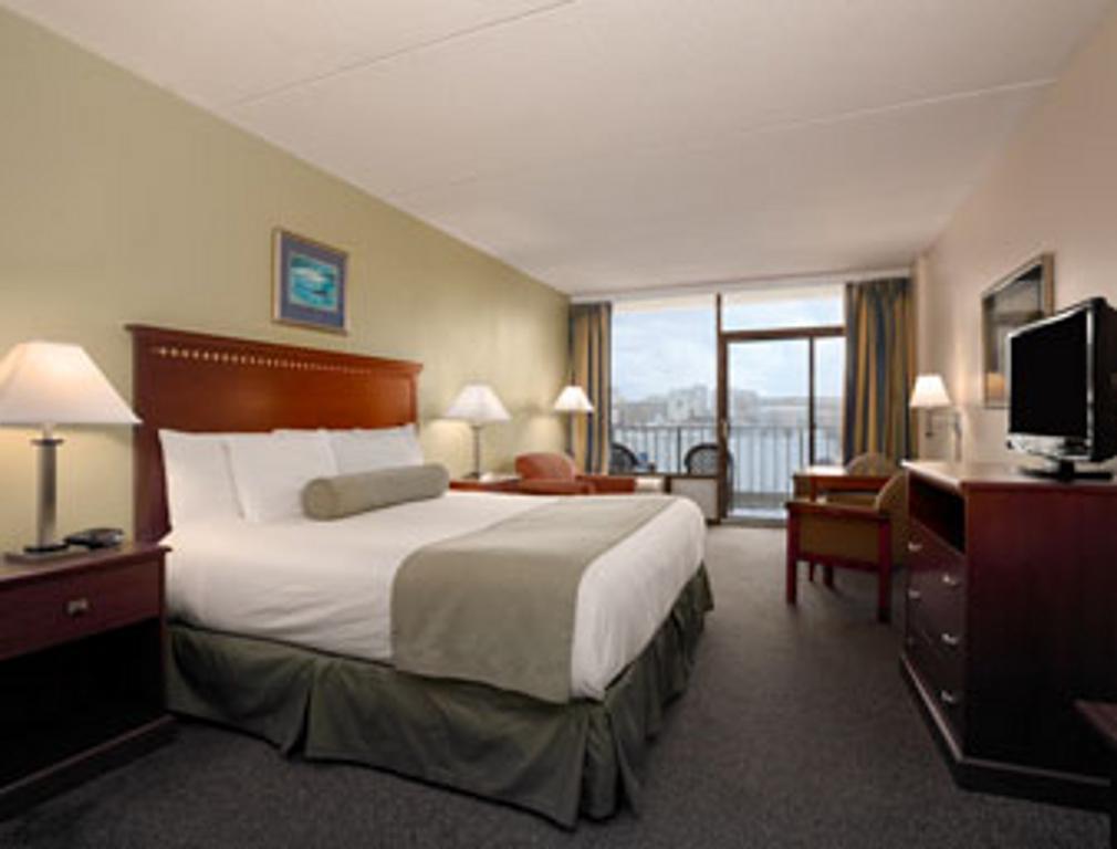 Days Inn By Wyndham Virginia Beach At The Beach Zewnętrze zdjęcie